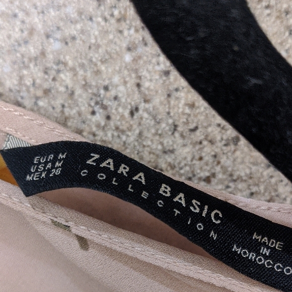 Zara Pink Flutter Sleeve Blouse with Ruffled Asymmetrical Design med - Picture 9 of 10